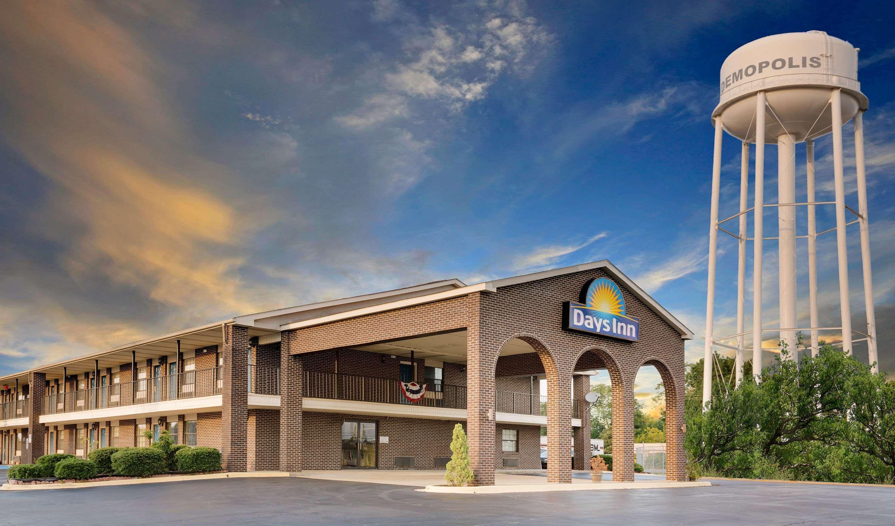Days Inn By Wyndham Demopolis Exterior photo